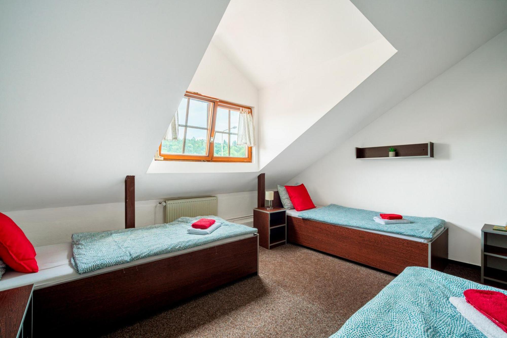 Hotel Ostende Chocerady Eksteriør billede