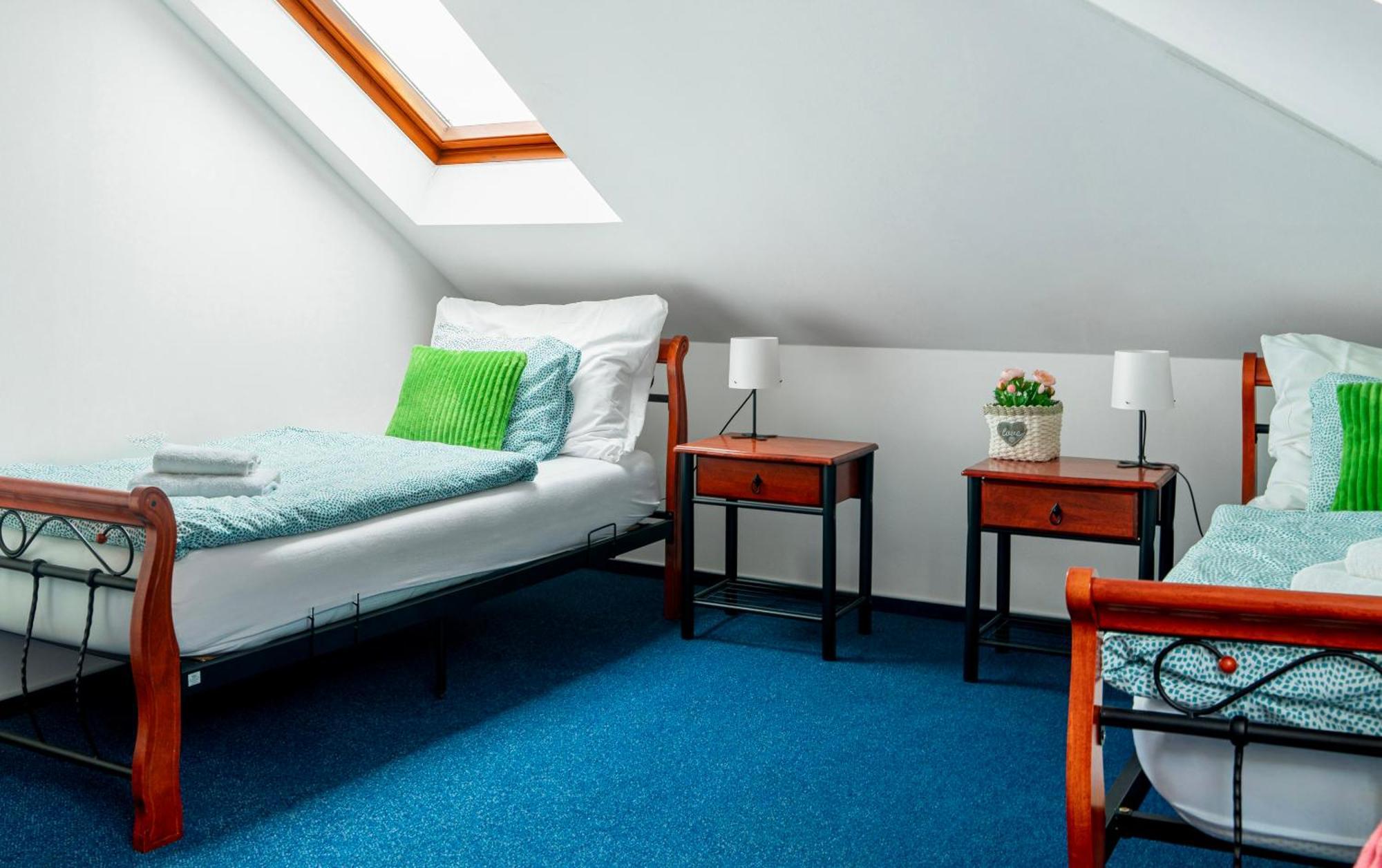 Hotel Ostende Chocerady Eksteriør billede