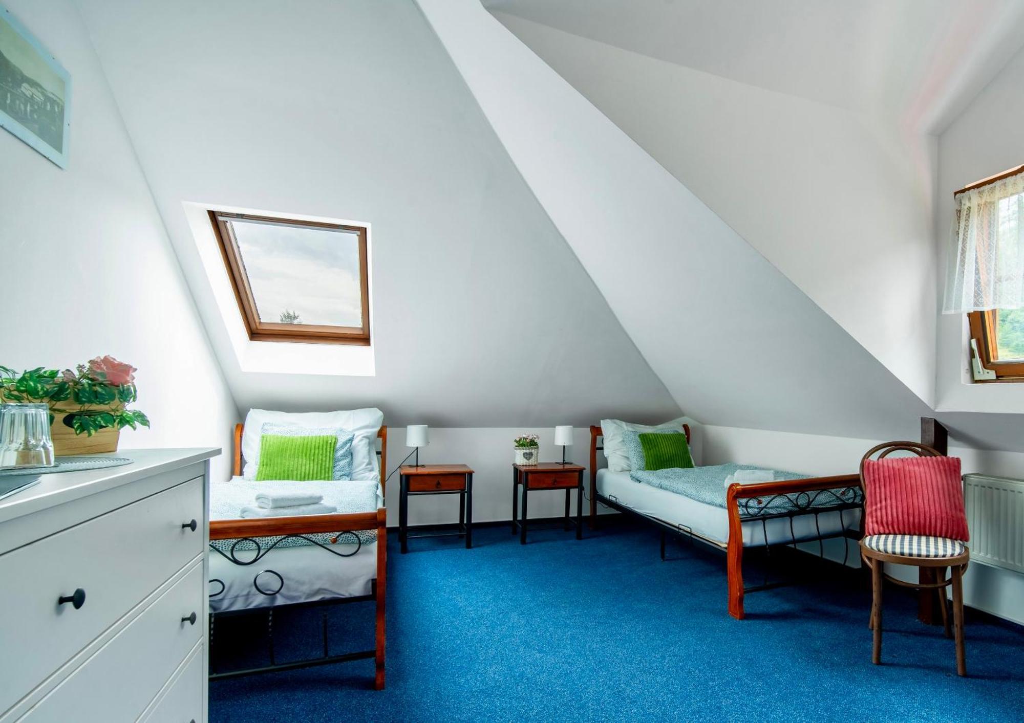 Hotel Ostende Chocerady Eksteriør billede